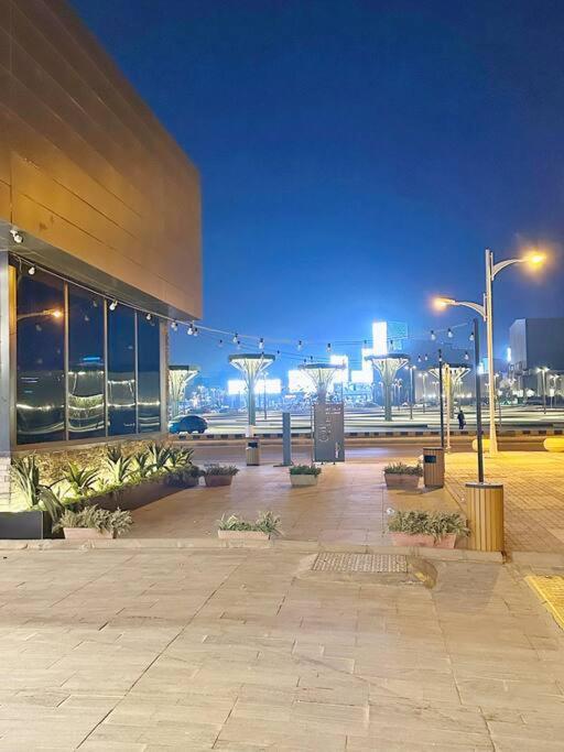 Blvd With Side Entrance Apartment Riyadh